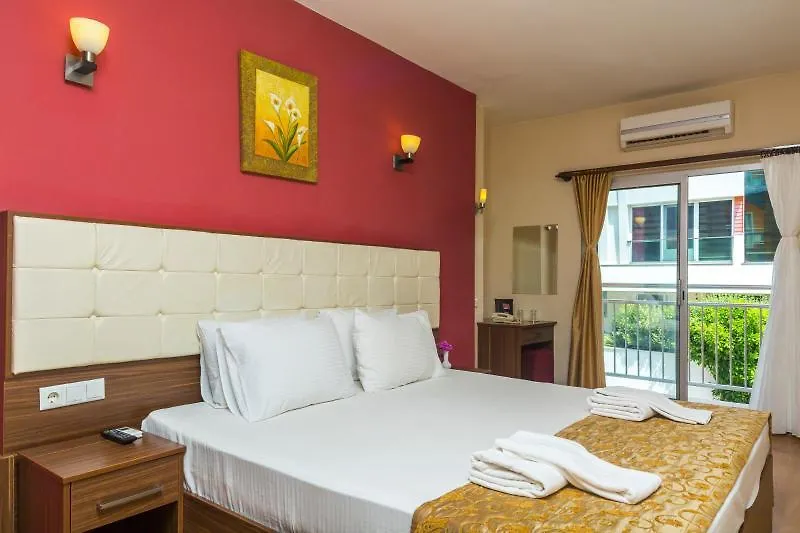 Niss Lara Hotel Antalya 3*,